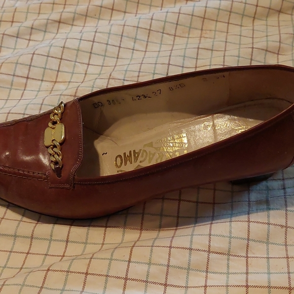 Shoes - Picture 3 of 8